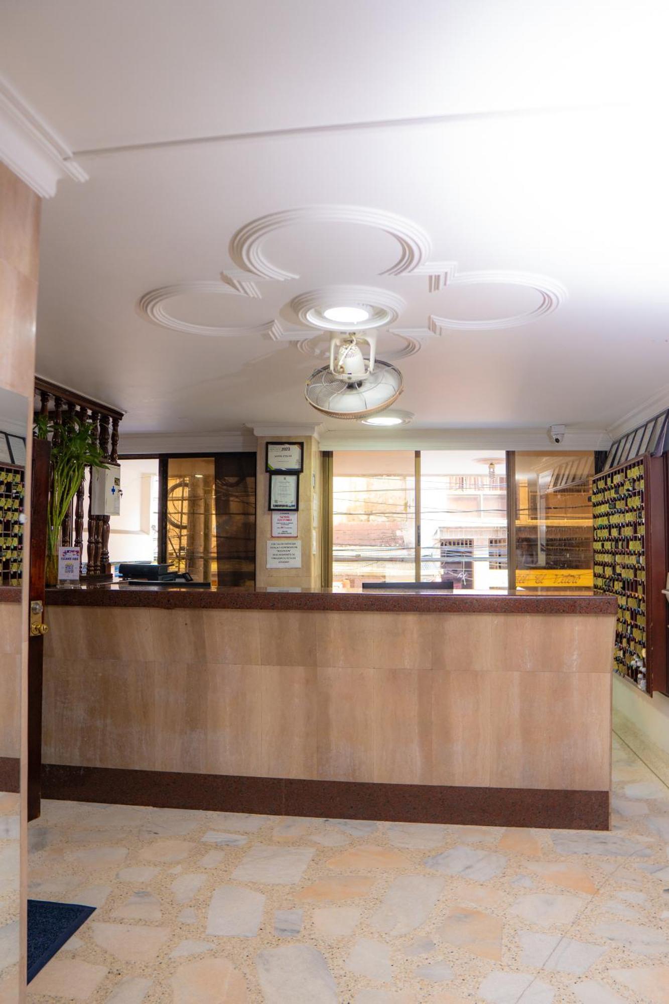 Hotel Steven Buenaventura Dış mekan fotoğraf